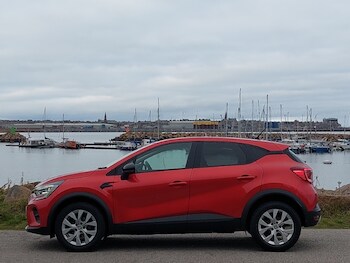 Used Renault Captur 2022 for sale - 76358904: Photo