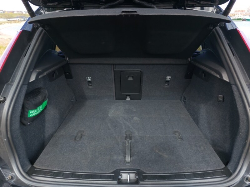 Used Volvo XC40 2024 for sale - 76695815: Photo 8