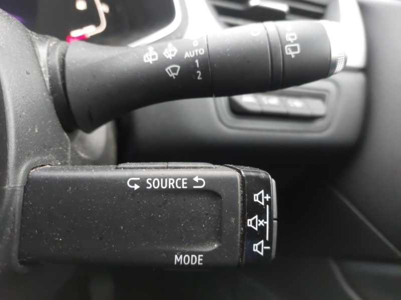 Used Renault Captur 2021 for sale - 77921926: Photo 17