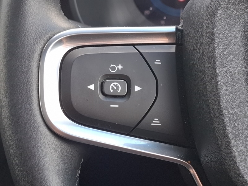 Used Volvo XC40 2024 for sale - 76141061: Photo 16