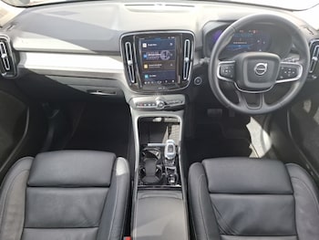 Used Volvo XC40 2024 for sale - 76141061: Photo 2