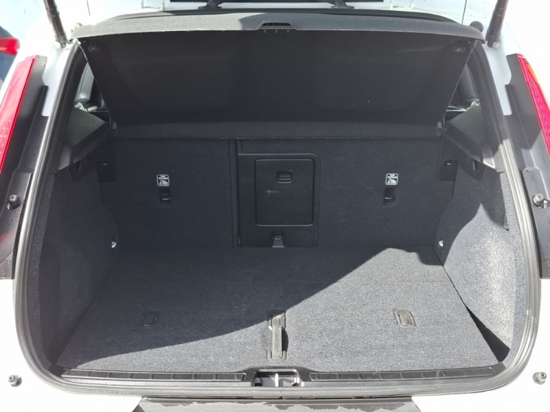 Used Volvo XC40 2024 for sale - 76141061: Photo 8