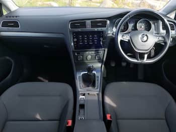 Used Volkswagen Golf 2019 for sale - 79704393: Photo