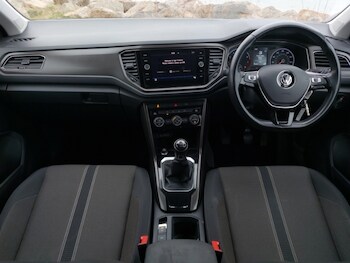 Used Volkswagen T-Roc 2019 for sale - 78546815: Photo