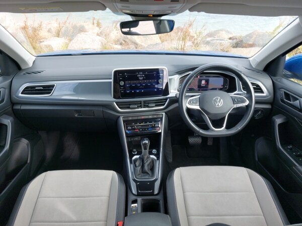 Used Volkswagen T-Roc 2023 for sale - 76052005: Photo 2