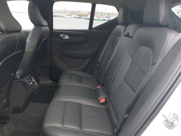 Used Volvo XC40 2024 for sale - 76269247: Photo 6