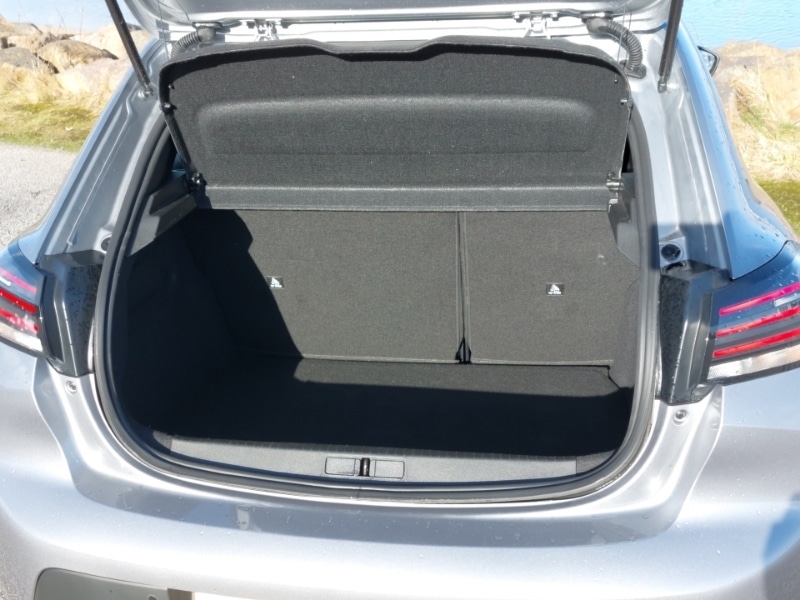 Used Peugeot 208 2025 for sale - 77635942: Photo 8