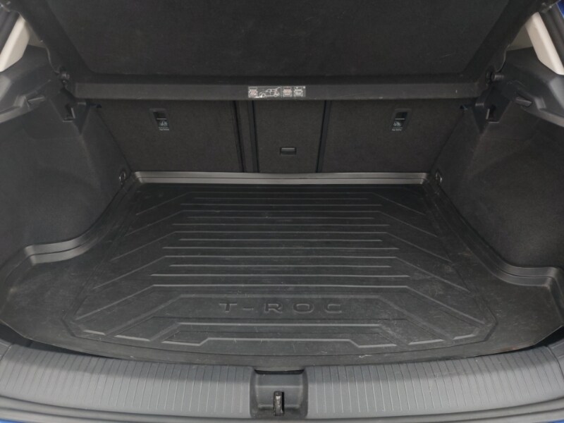 Used Volkswagen T-Roc 2019 for sale - 77433656: Photo 8