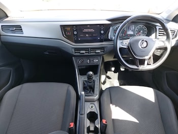Used Volkswagen Polo 2018 for sale - 79611434: Photo