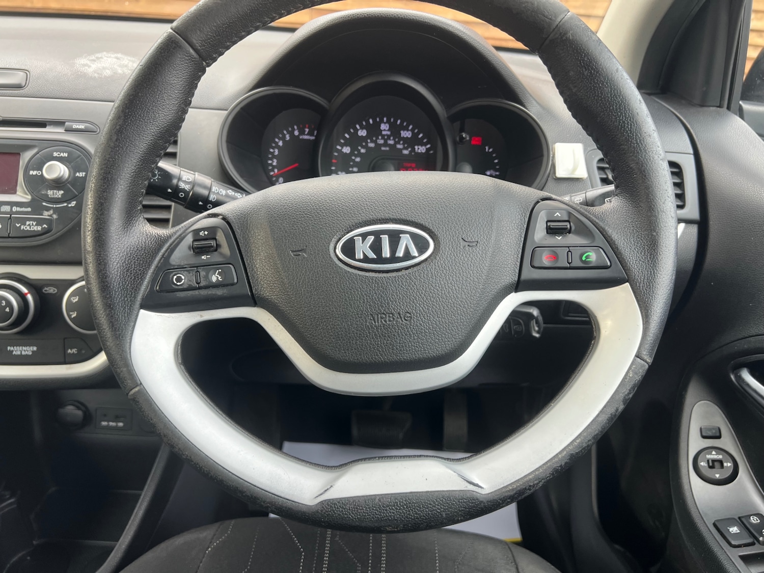 Used Kia Picanto 2011 for sale - 77494524: Photo 25