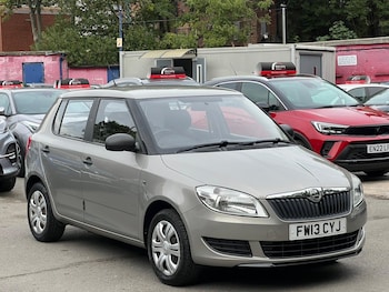 Used Skoda Fabia 2013 for sale - 77438504: Photo