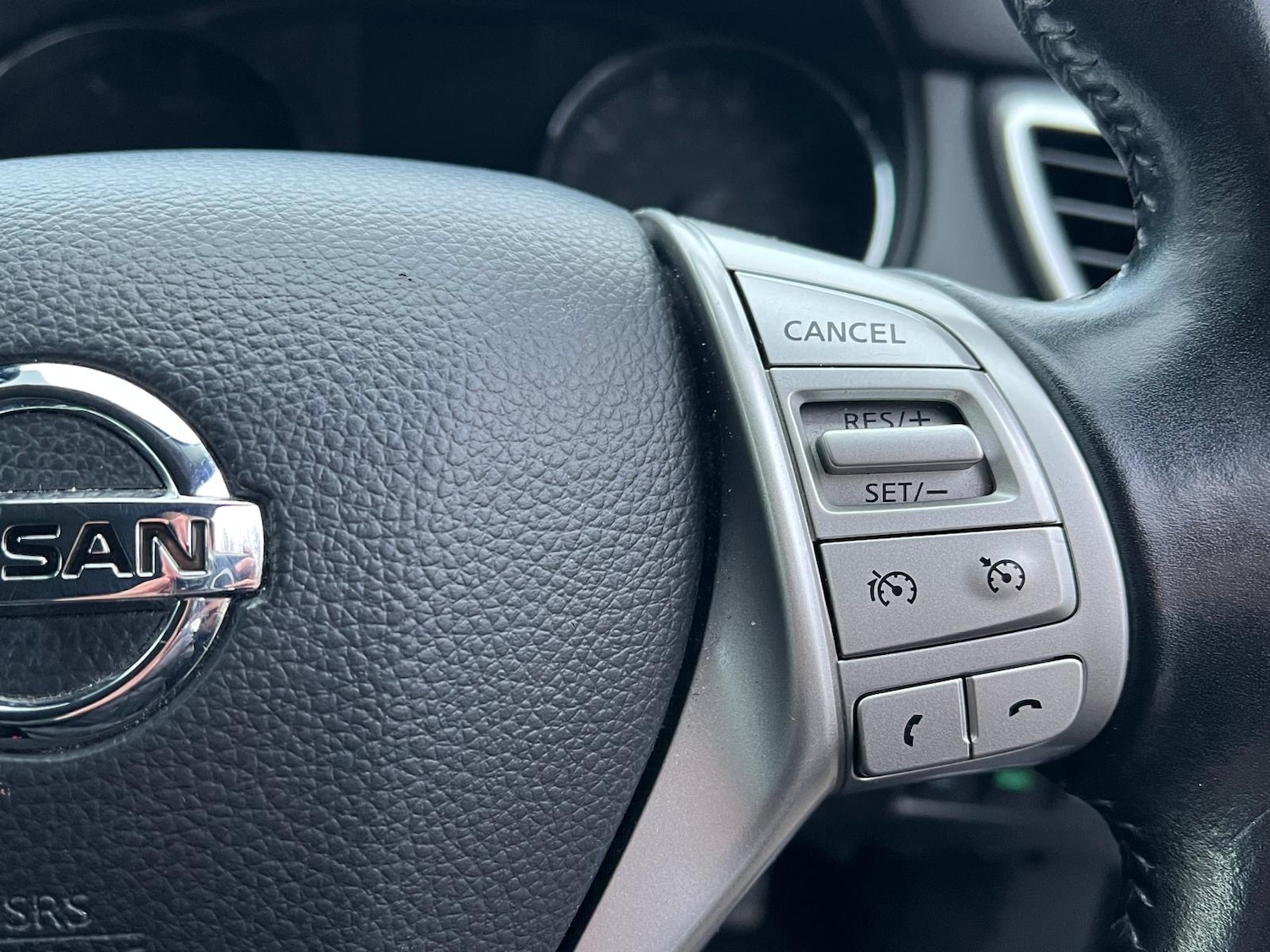 Used Nissan Qashqai 2017 for sale - 77387792: Photo 25