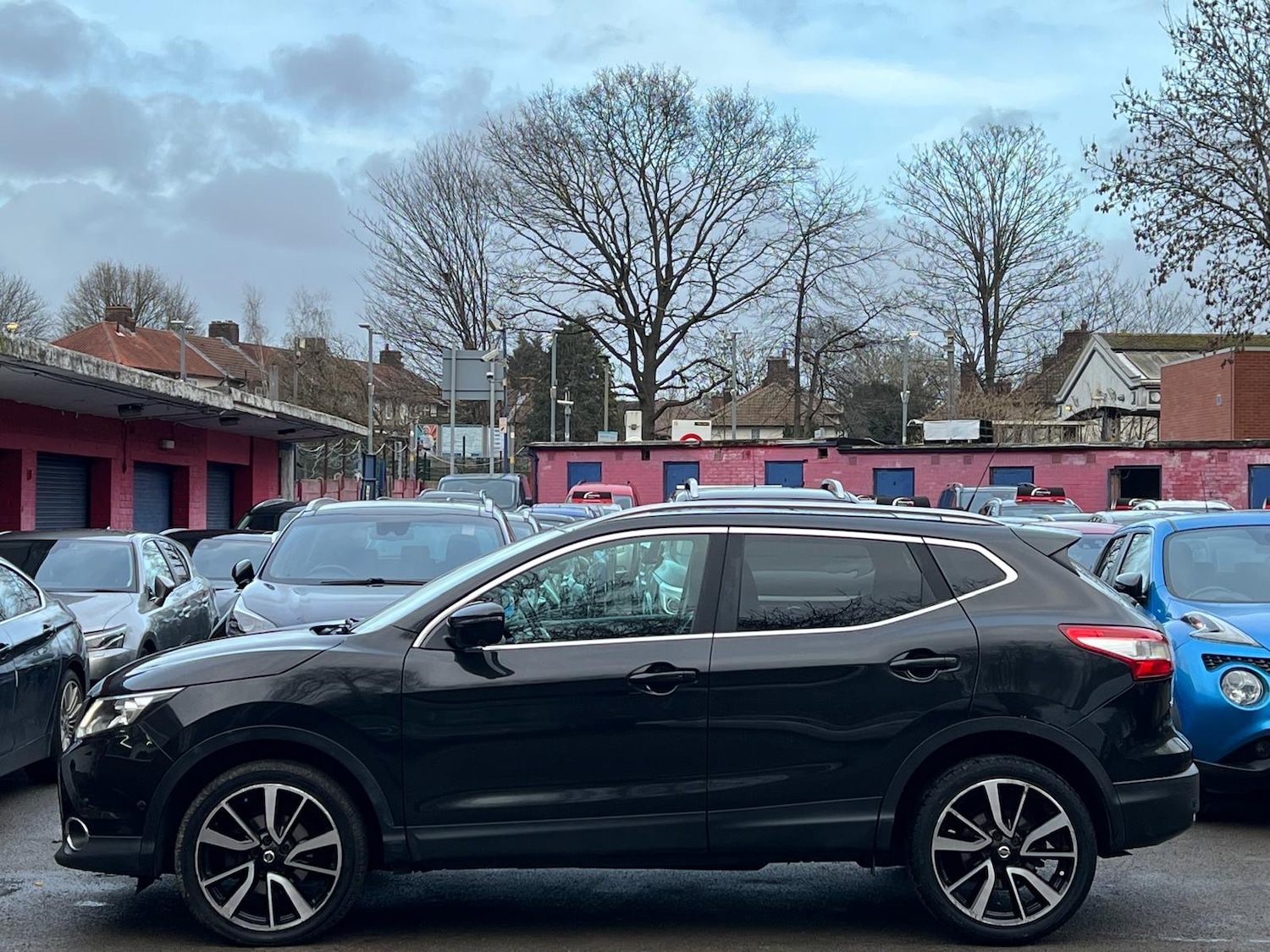 Used Nissan Qashqai 2017 for sale - 77387792: Photo 38