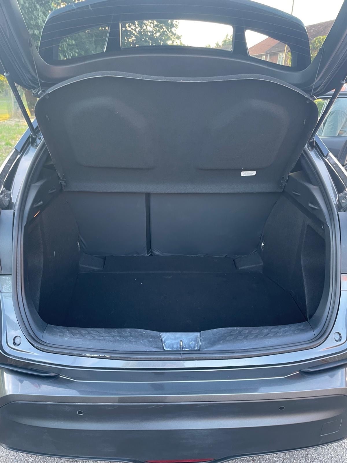 Used Toyota C-HR 2019 for sale - 76710449: Photo 20