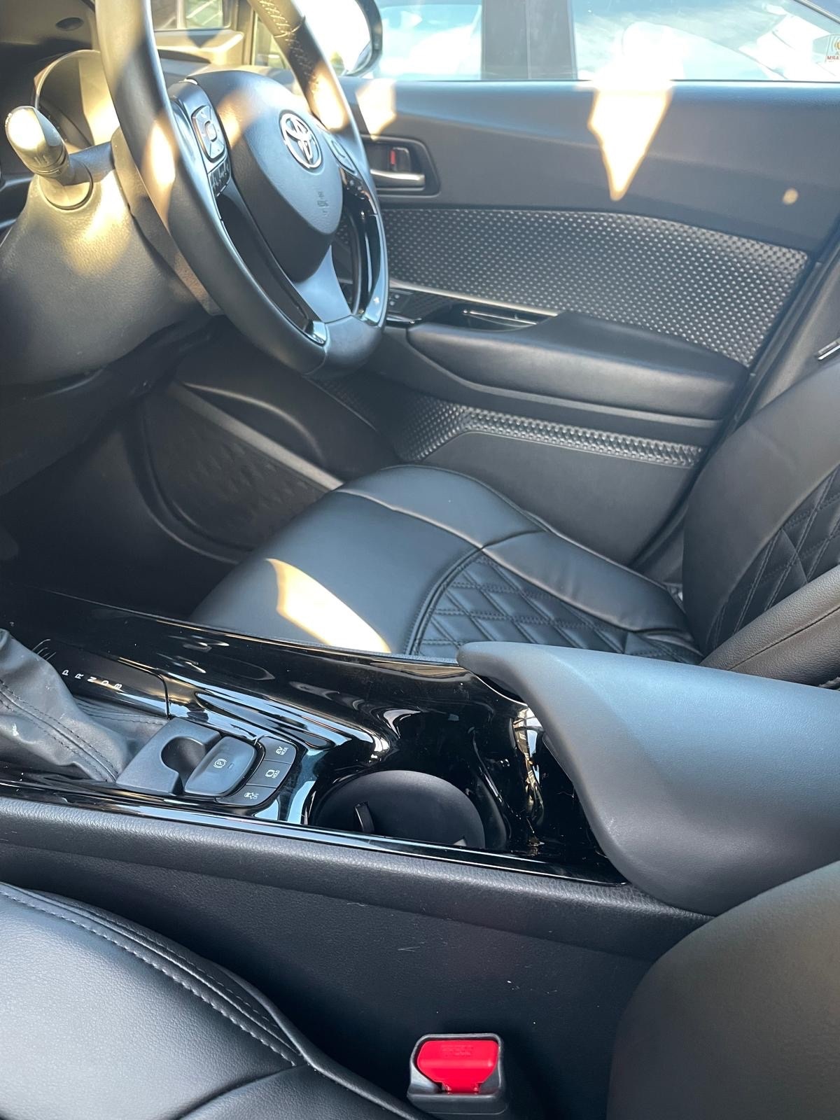 Used Toyota C-HR 2019 for sale - 76710449: Photo 40