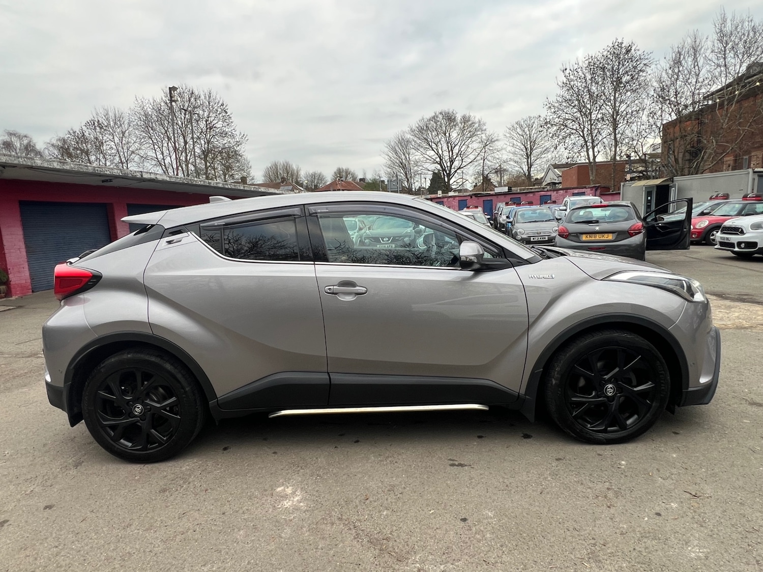 Used Toyota C-HR 2018 for sale - 77804304: Photo 11
