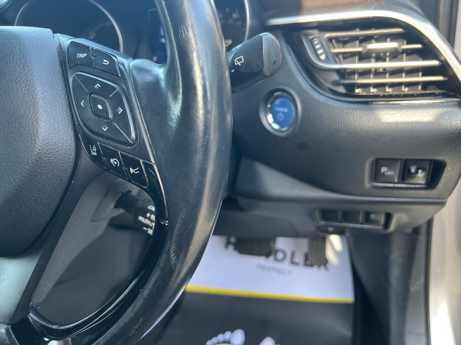 Used Toyota C-HR 2018 for sale - 77804304: Photo 33