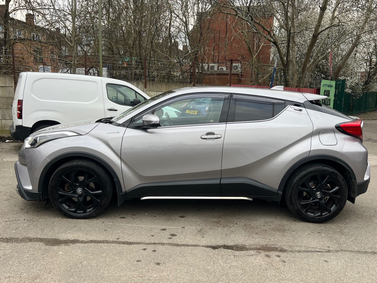 Used Toyota C-HR 2018 for sale - 77804304: Photo 8