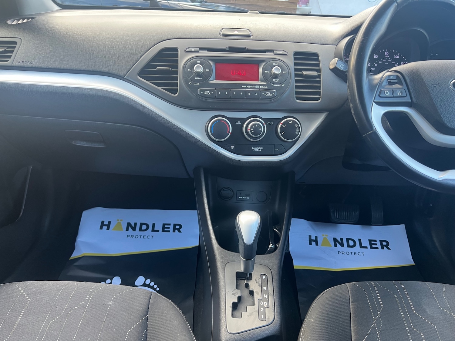 Used Kia Picanto 2012 for sale - 77837135: Photo 15