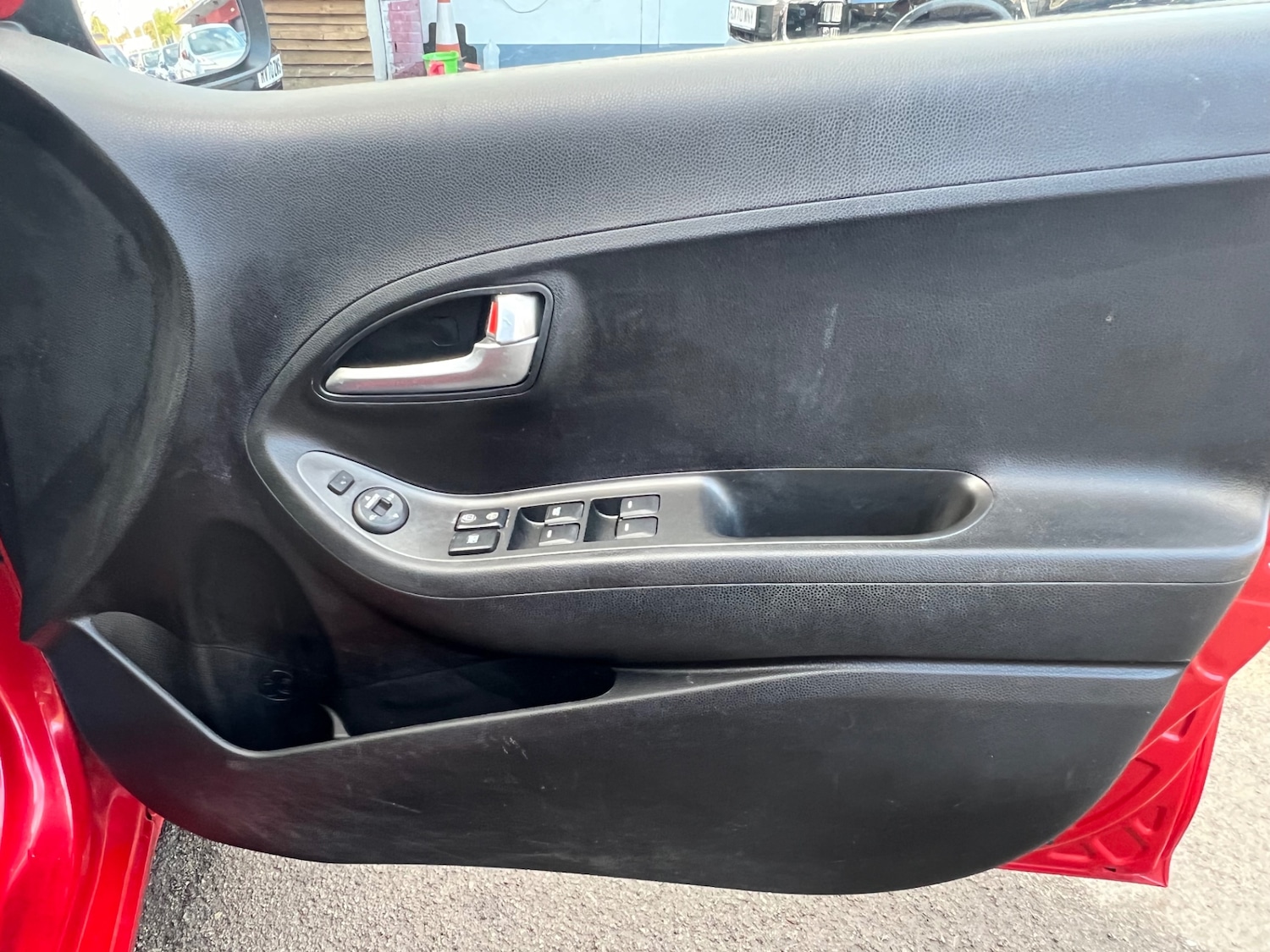 Used Kia Picanto 2012 for sale - 77837135: Photo 24