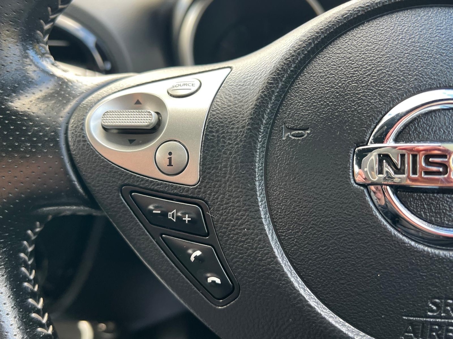 Used Nissan Juke 2016 for sale - 76370019: Photo 25