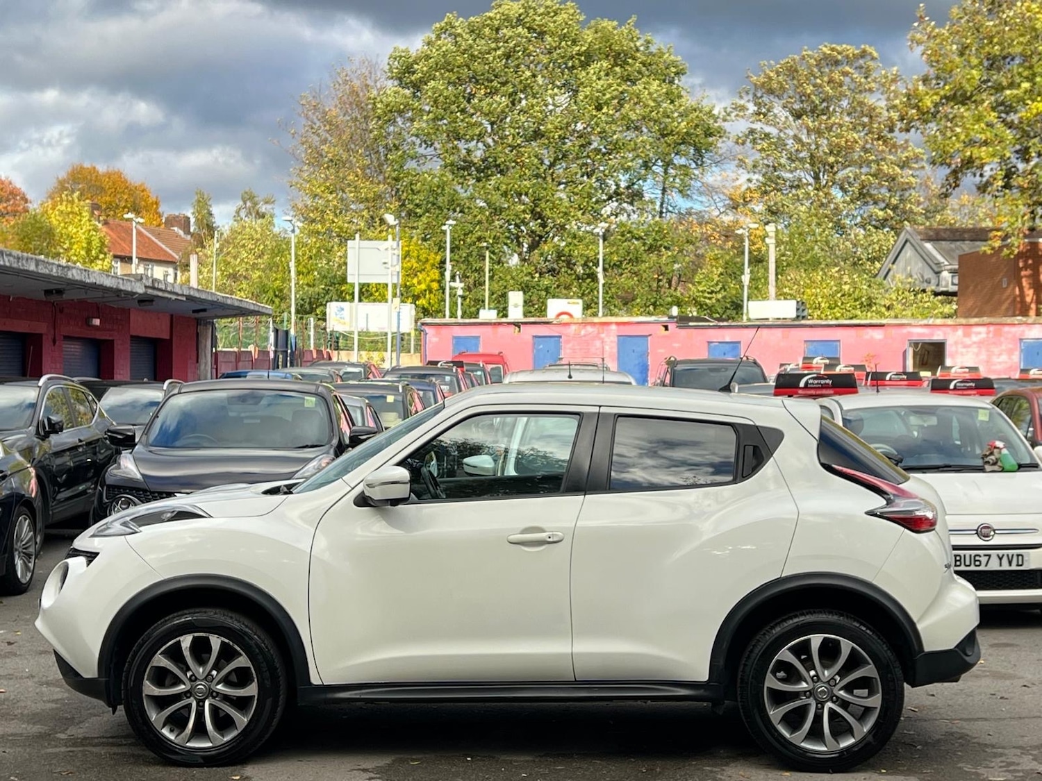Used Nissan Juke 2016 for sale - 76370019: Photo 3