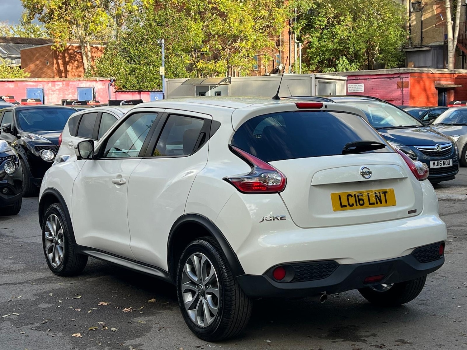 Used Nissan Juke 2016 for sale - 76370019: Photo 6