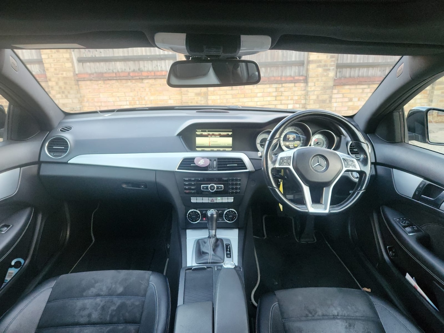 Used Mercedes-Benz C Class 2014 for sale - 76287037: Photo 10