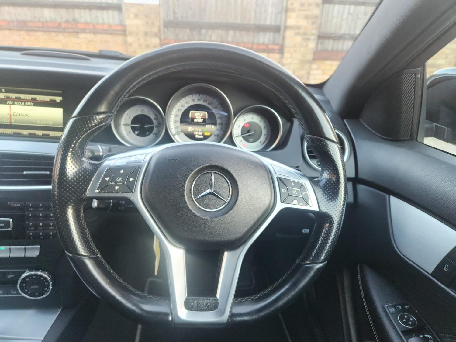 Used Mercedes-Benz C Class 2014 for sale - 76287037: Photo 11