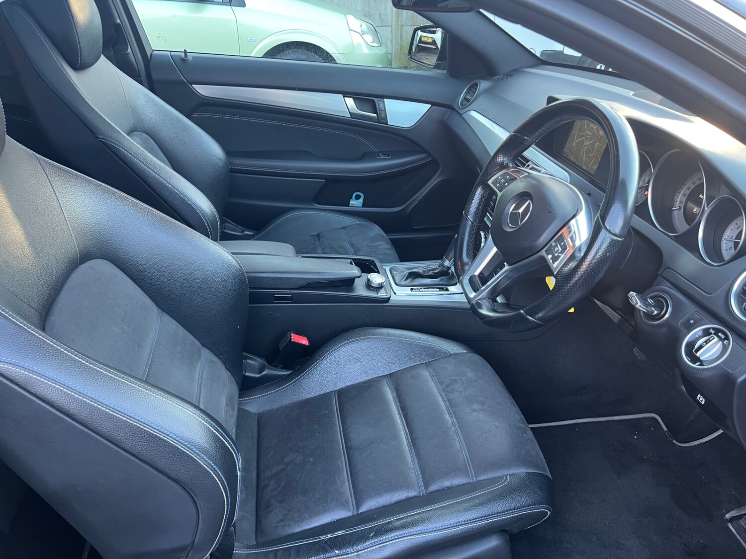 Used Mercedes-Benz C Class 2014 for sale - 78141237: Photo 17