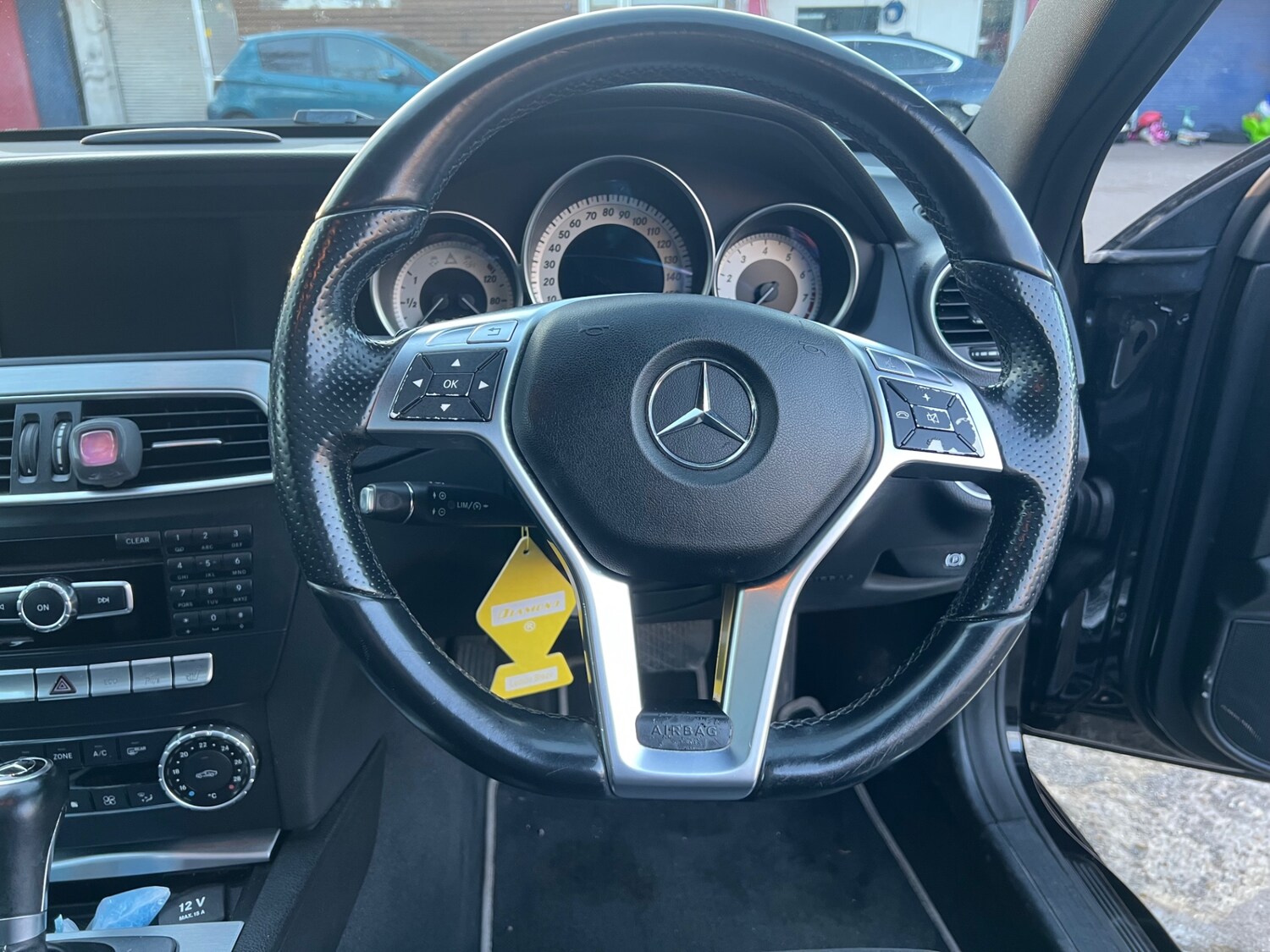 Used Mercedes-Benz C Class 2014 for sale - 78141237: Photo 32