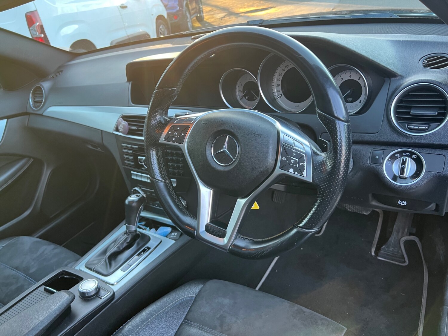 Used Mercedes-Benz C Class 2014 for sale - 78141237: Photo 35