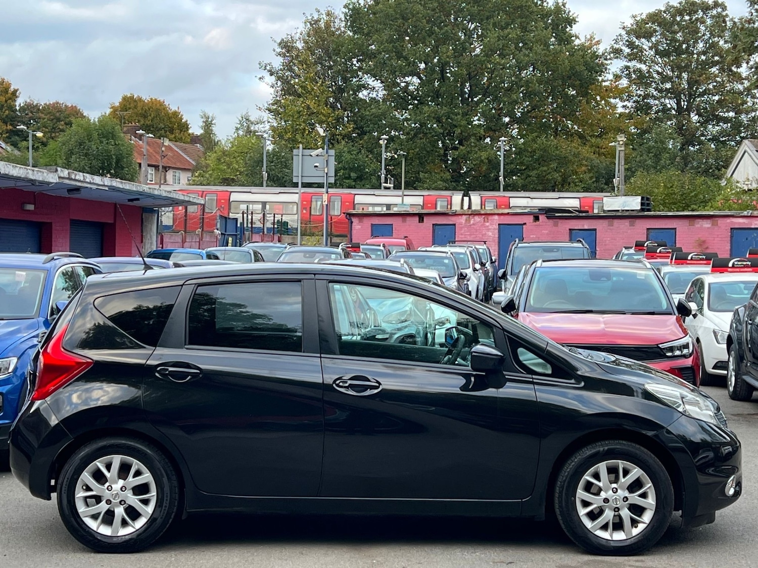 Used Nissan Note 2014 for sale - 76268635: Photo 3