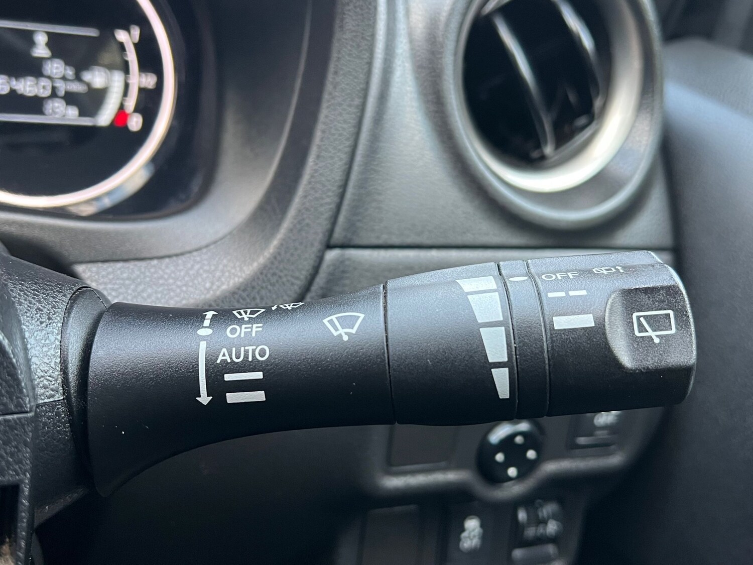 Used Nissan Note 2014 for sale - 76268635: Photo 32