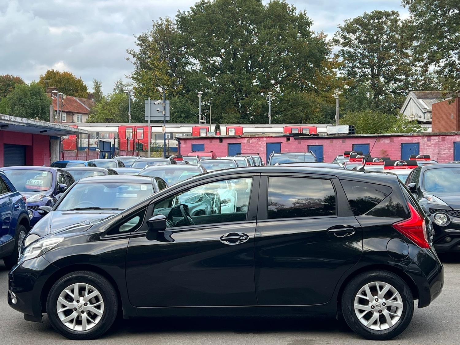 Used Nissan Note 2014 for sale - 76268635: Photo 4