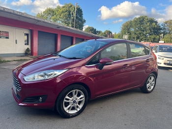 Used Ford Fiesta 2015 for sale - 75592699: Photo