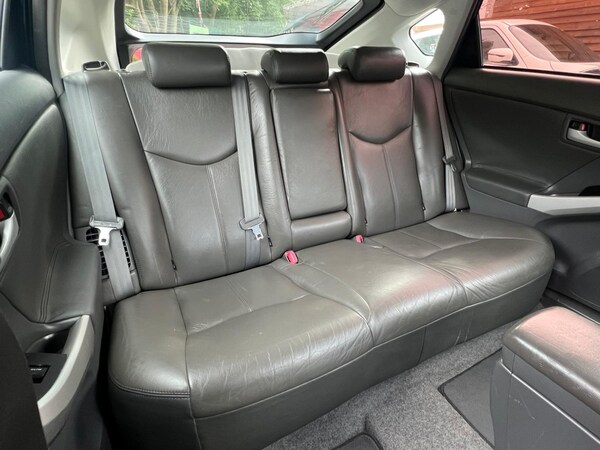 Used Toyota Prius 2010 for sale - 75266868: Photo 15