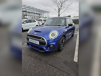 Used MINI Hatch 2019 for sale - 77791189: Photo