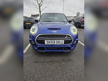 Used MINI Hatch 2019 for sale - 77791189: Photo