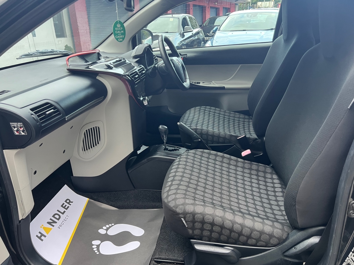 Used Toyota IQ 2012 for sale - 75976121: Photo 18