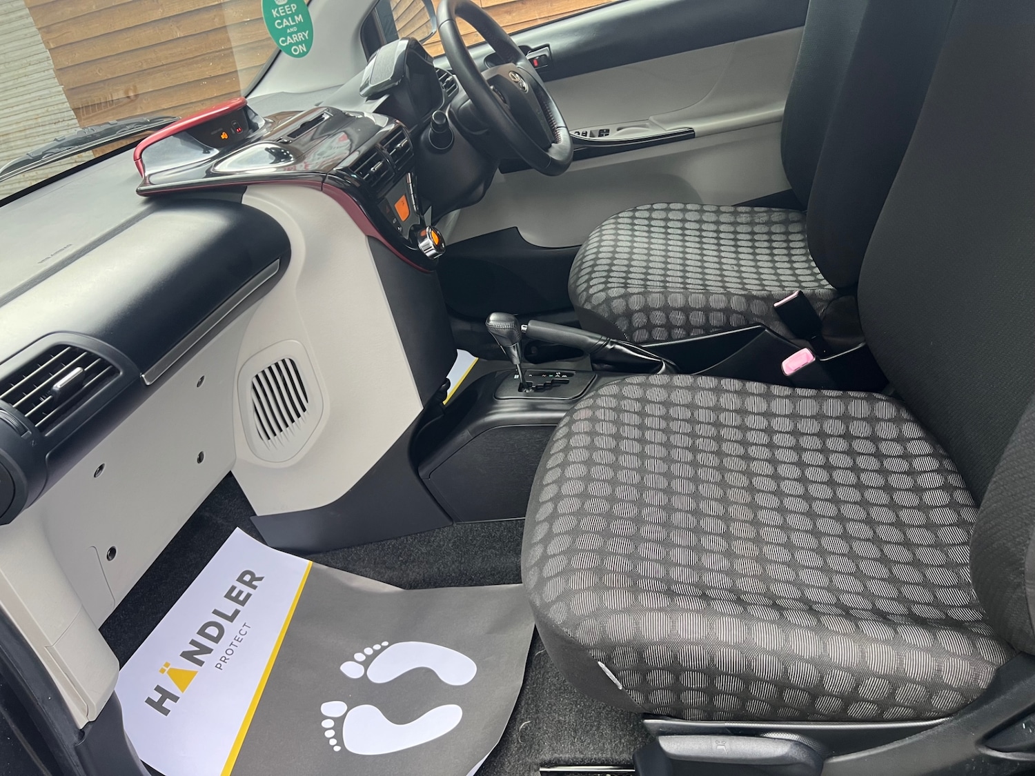 Used Toyota IQ 2012 for sale - 75976121: Photo 33