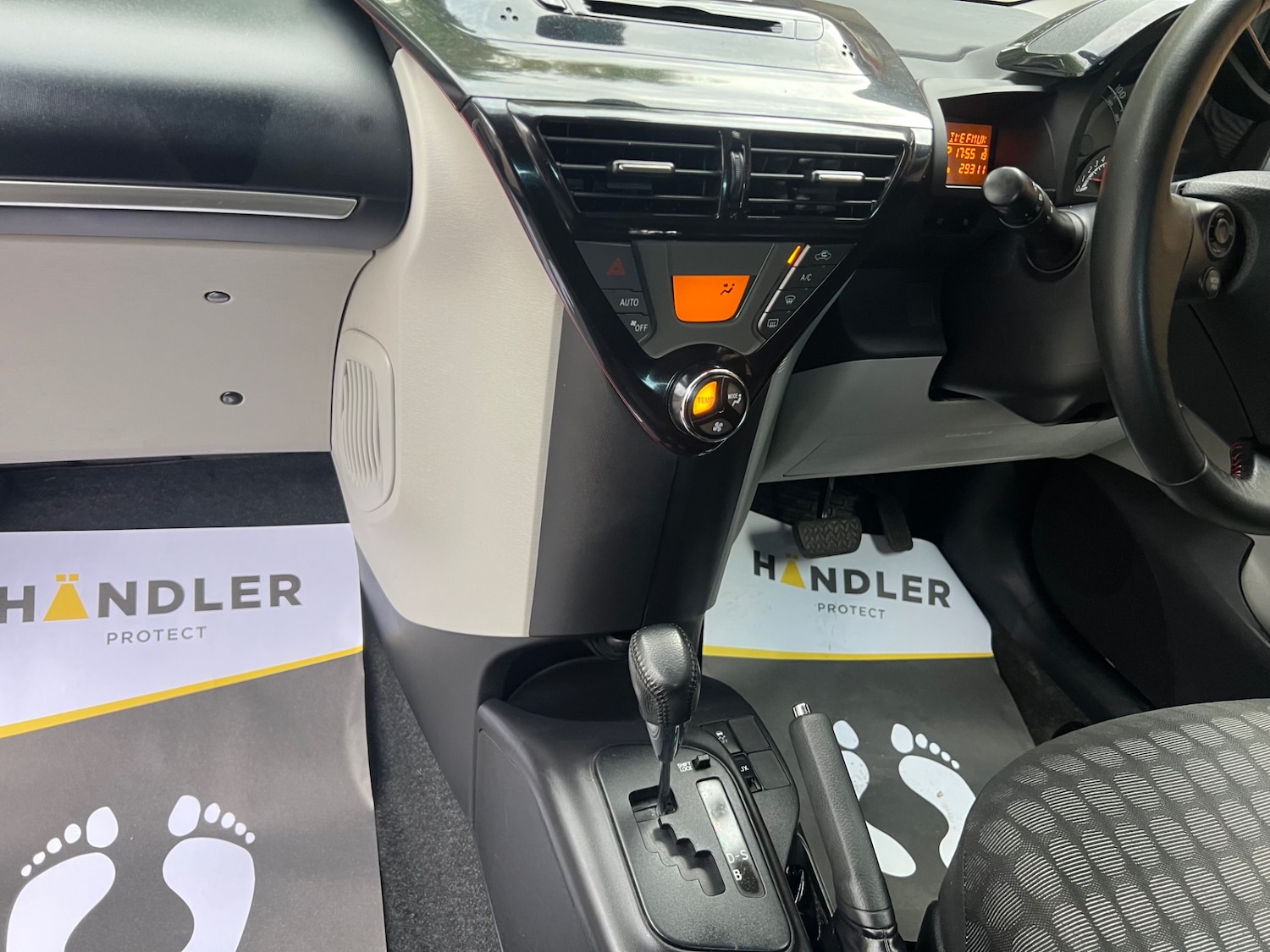 Used Toyota IQ 2012 for sale - 75976121: Photo 35