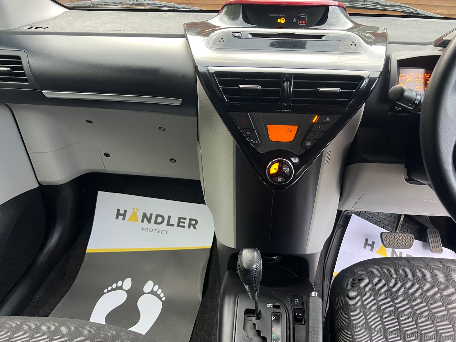 Used Toyota IQ 2012 for sale - 75976121: Photo 39