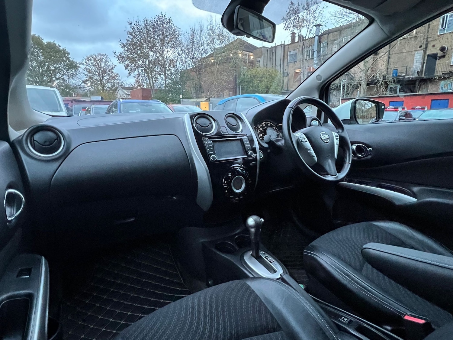 Used Nissan Note 2014 for sale - 76511132: Photo 15