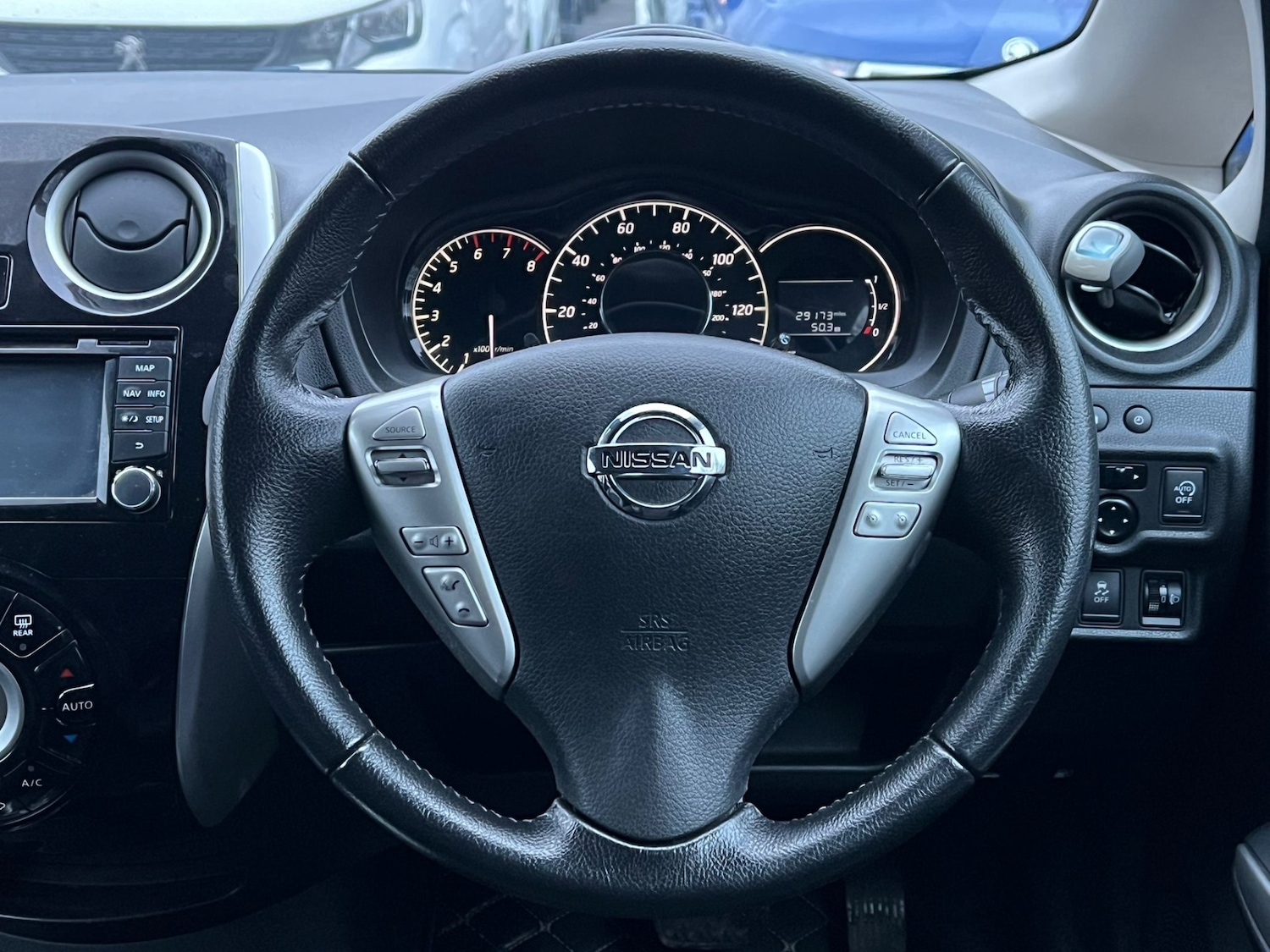 Used Nissan Note 2014 for sale - 76511132: Photo 17