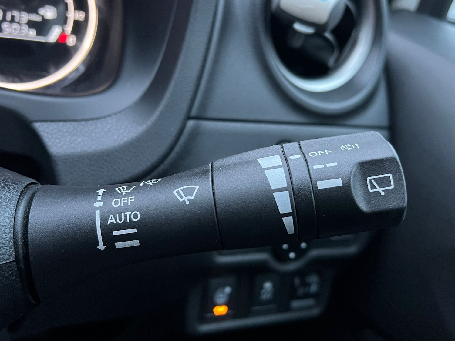 Used Nissan Note 2014 for sale - 76511132: Photo 33