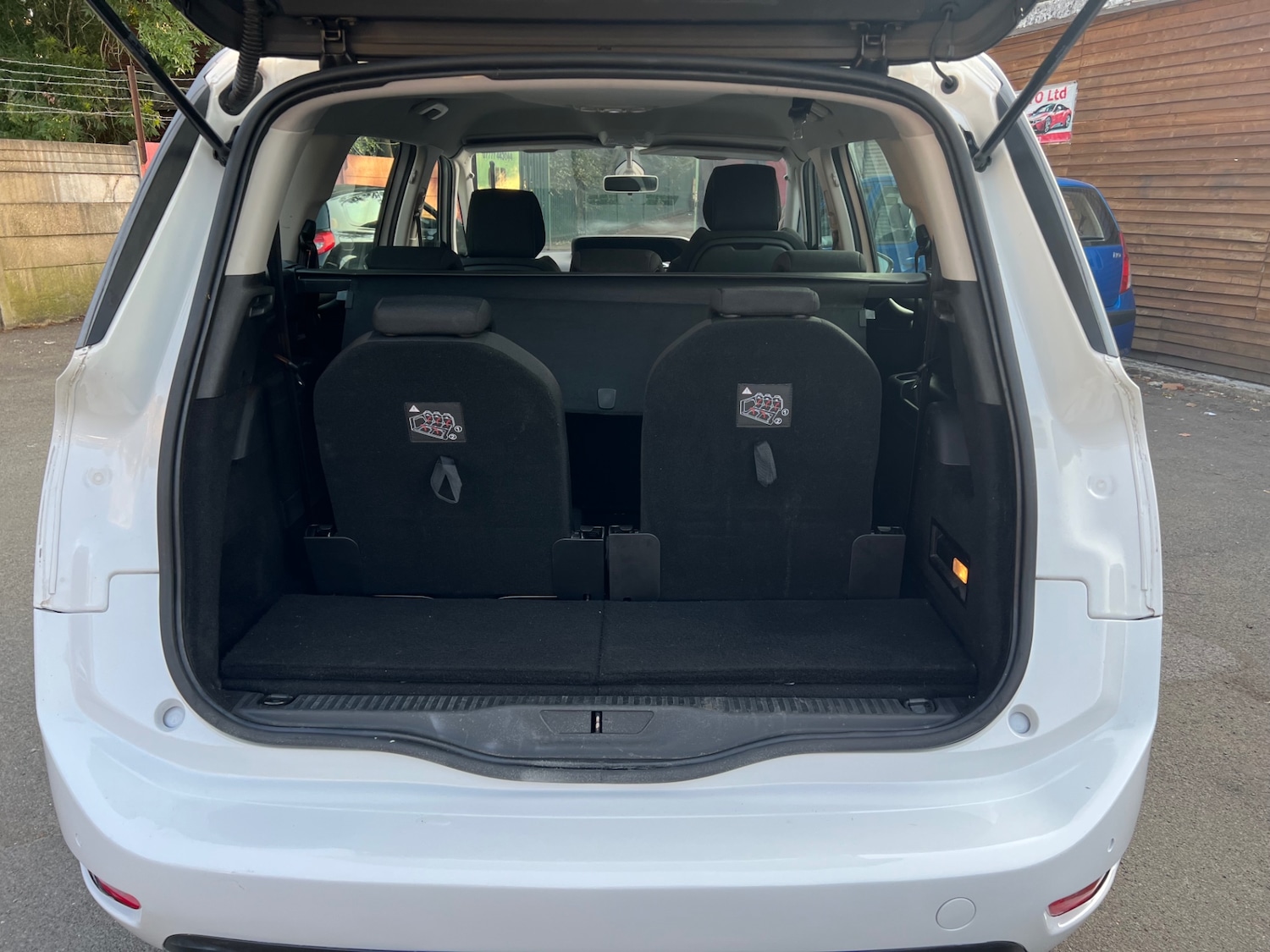 Vehicle 84