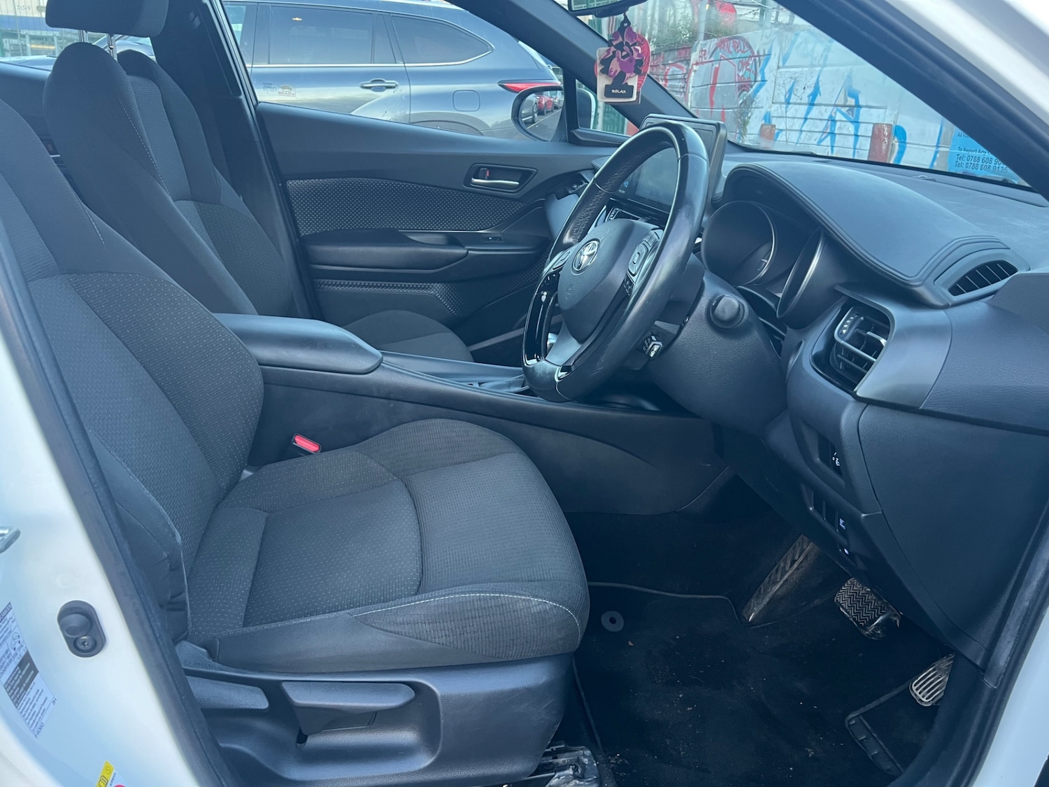Used Toyota C-HR 2018 for sale - 77019437: Photo 32