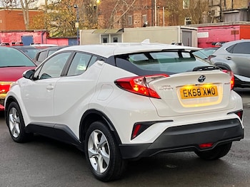 Used Toyota C-HR 2018 for sale - 77019437: Photo