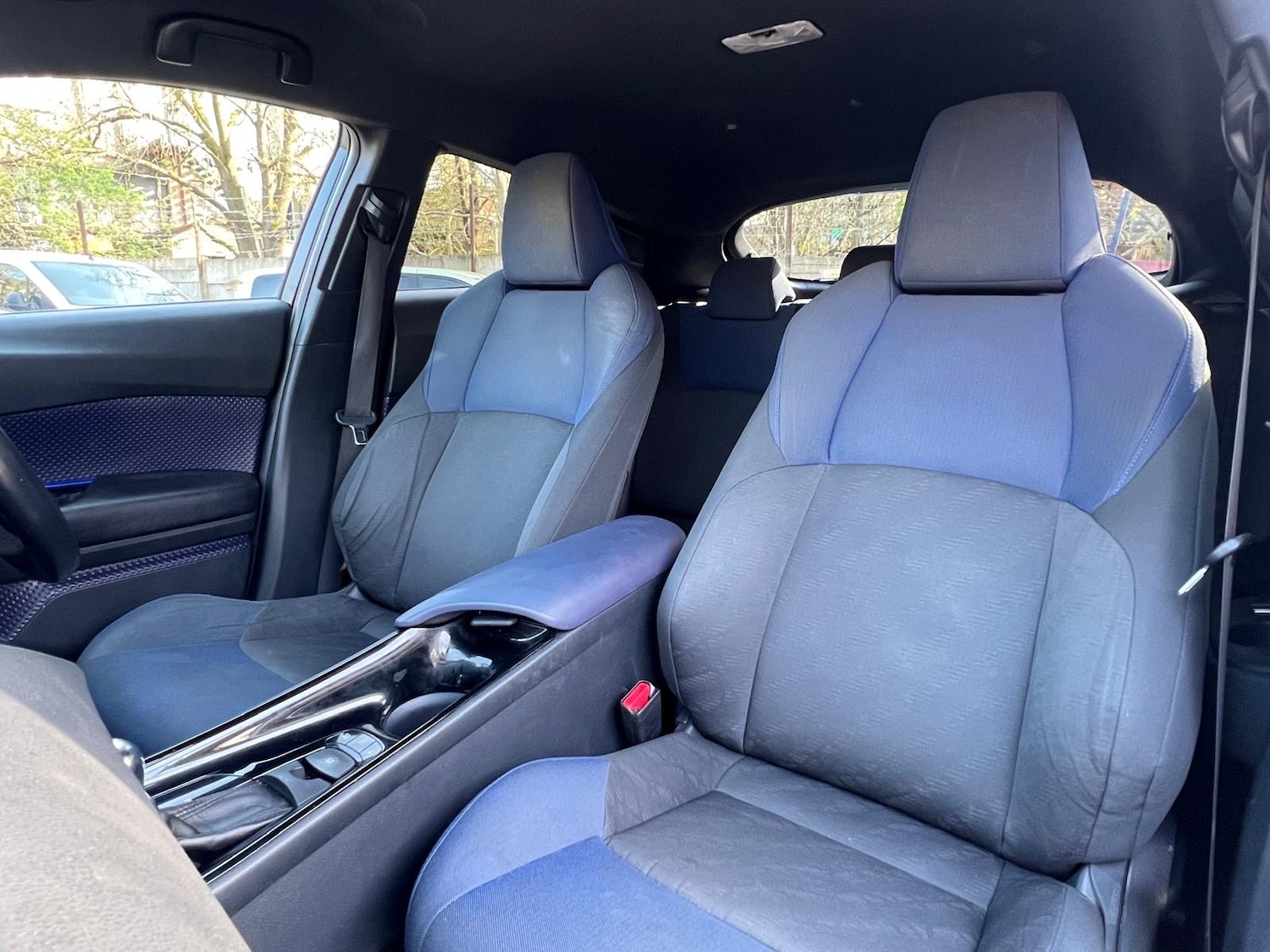 Used Toyota C-HR 2018 for sale - 78169033: Photo 10